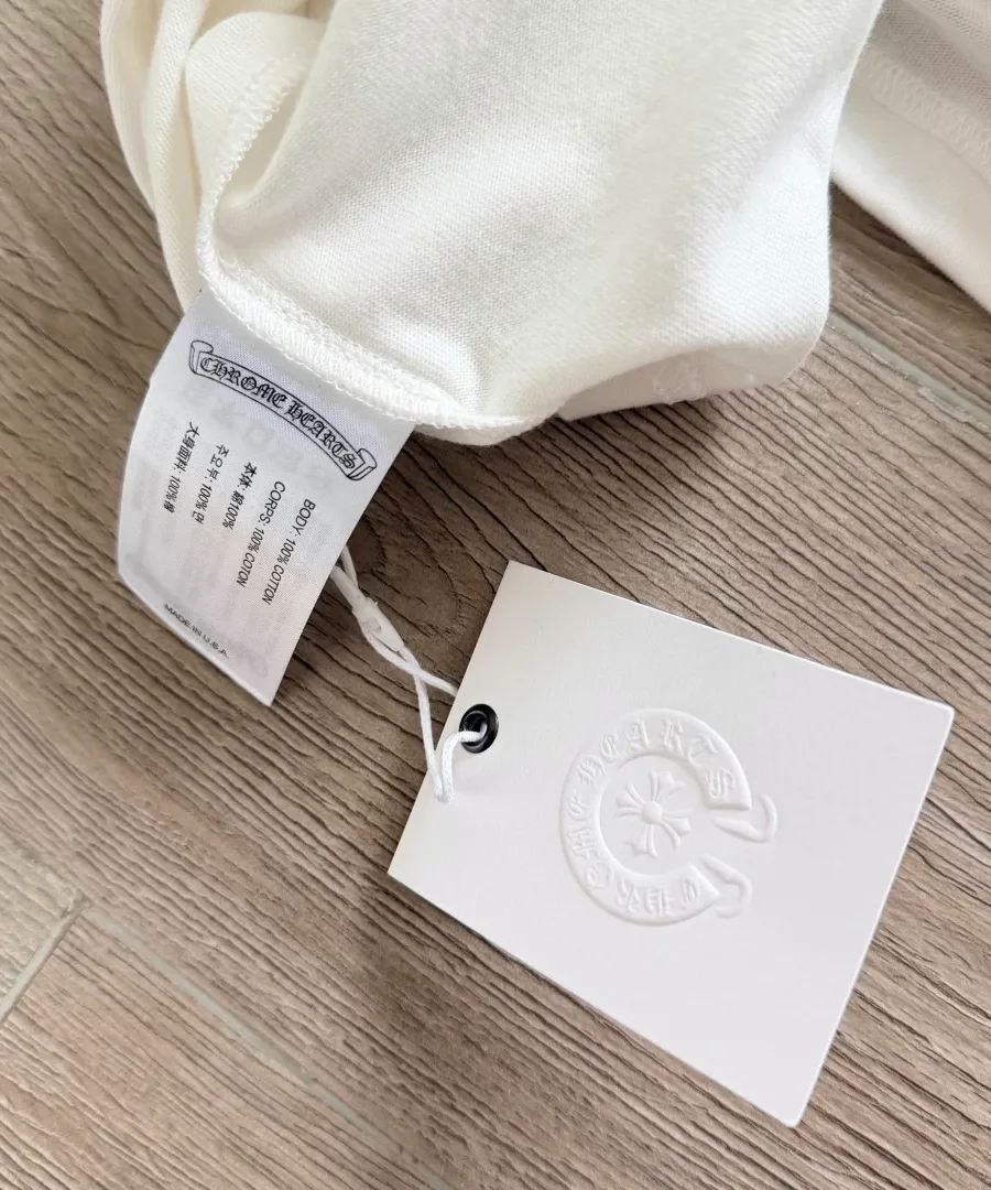 Ярлык белой футболки Chrome Hearts Miami