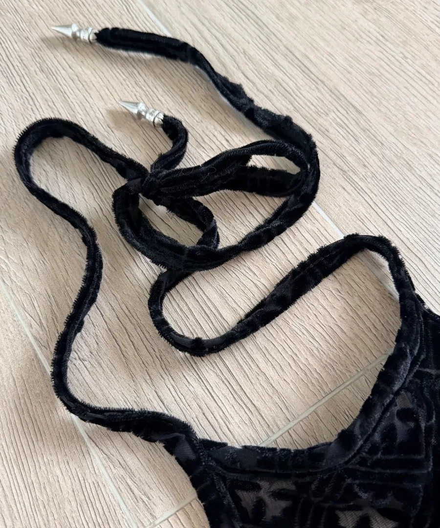 Завязки бархатного топа Chrome Hearts