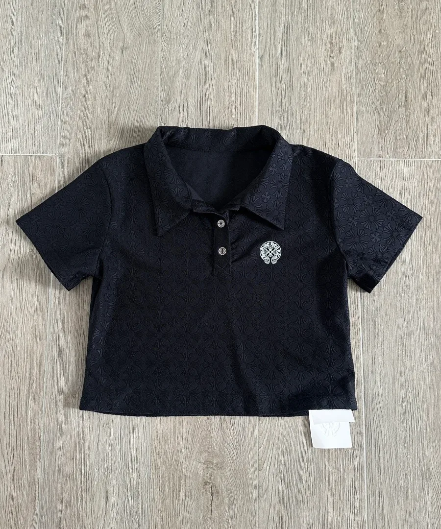 Черное укороченное поло Chrome Hearts с жаккардовым узором, вид спереди