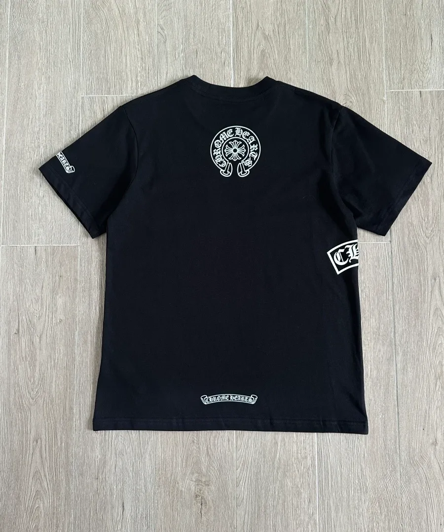 Черная футболка Chrome Hearts, вид со спины