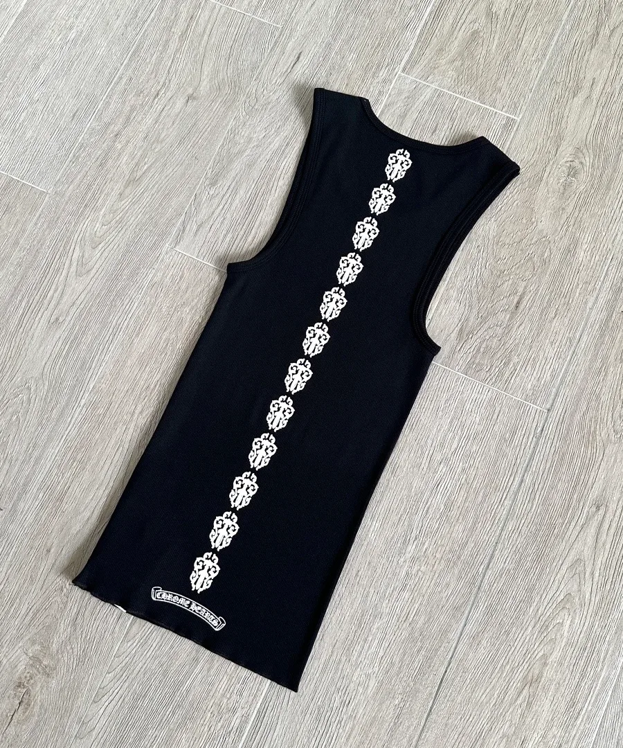 Спинка черной майки Chrome Hearts с принтом