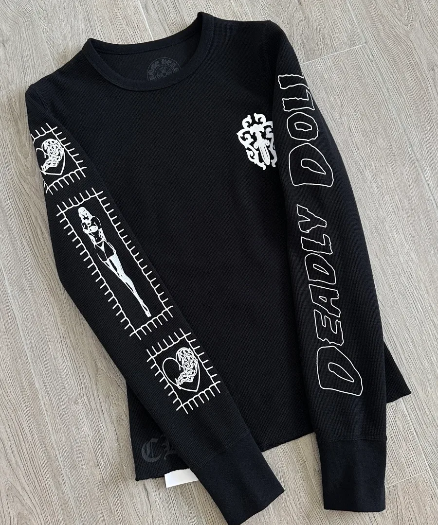 Черный лонгслив Chrome Hearts Deadly Doll, разложенный вид