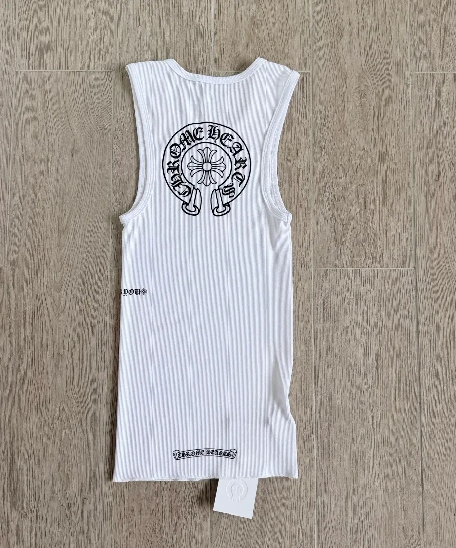 Белая майка Chrome Hearts, вид сзади