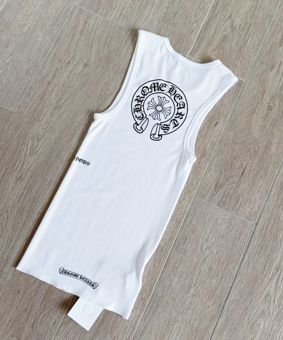 Белая майка Chrome Hearts, вид сзади под углом