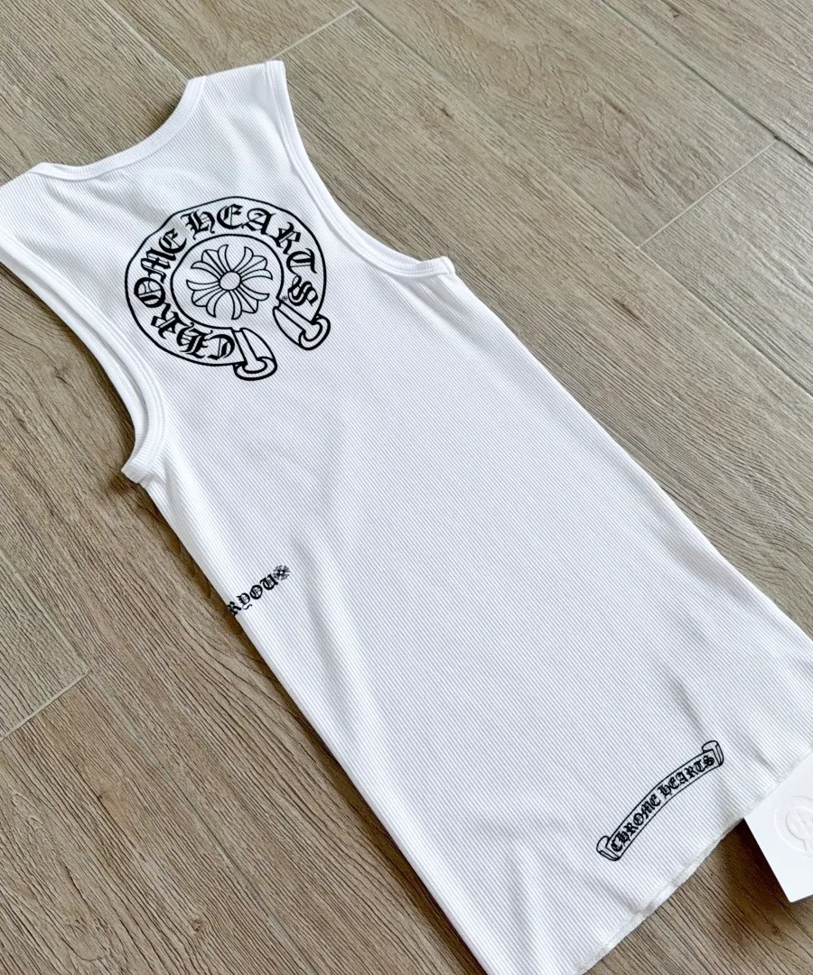 Белая майка Chrome Hearts в разложенном виде