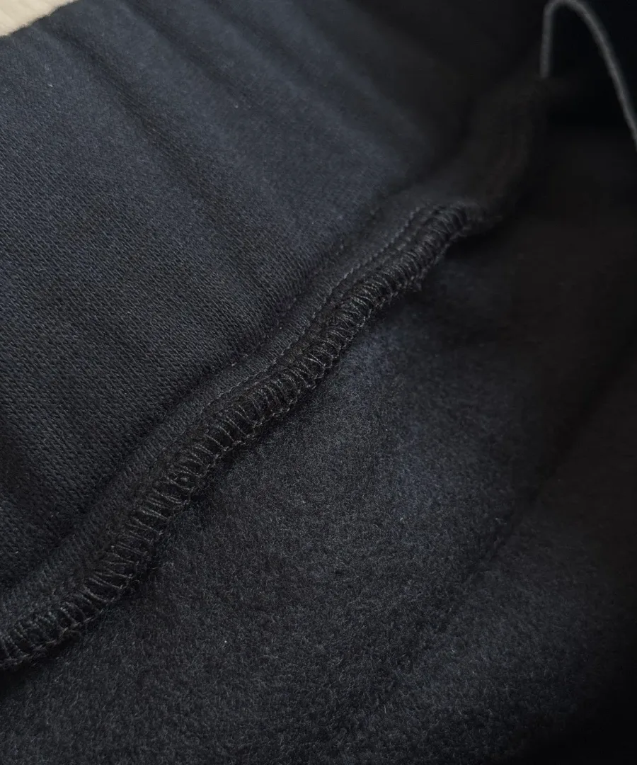 Внутренний шов спортивных штанов Chrome Hearts