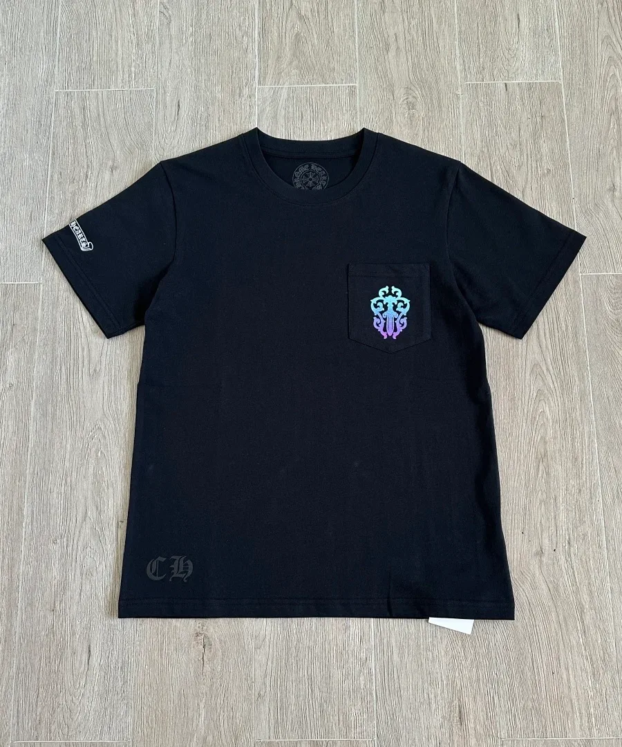 Черная футболка Chrome Hearts спереди