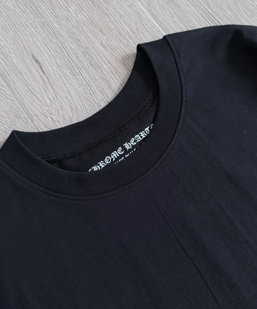 Круглый вырез горловины лонгслива Chrome Hearts