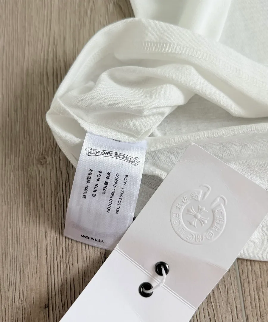 Внутренние бирки белого лонгслива Chrome Hearts GRP Y
