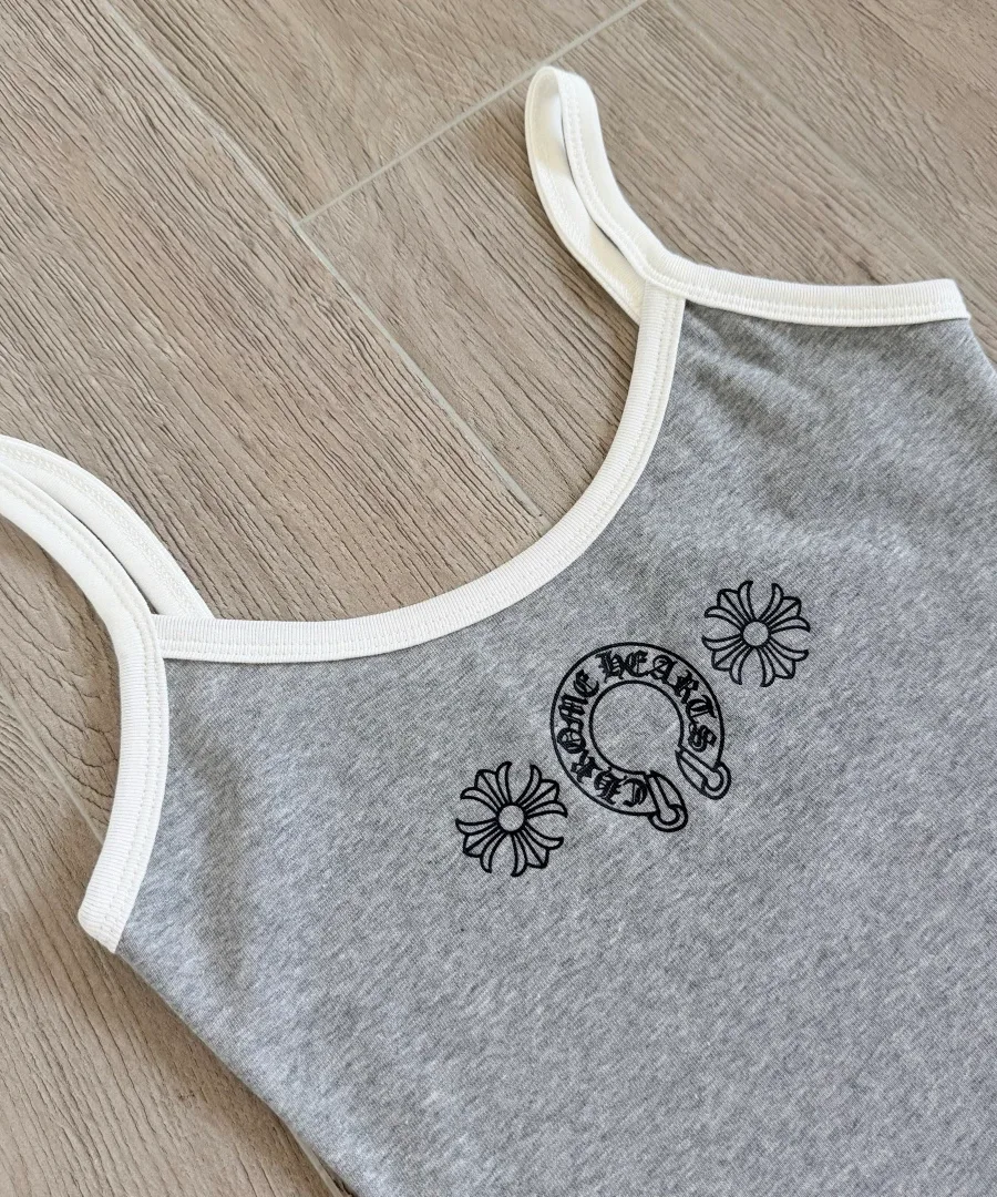 Верхняя часть серого платья Chrome Hearts с бретелями
