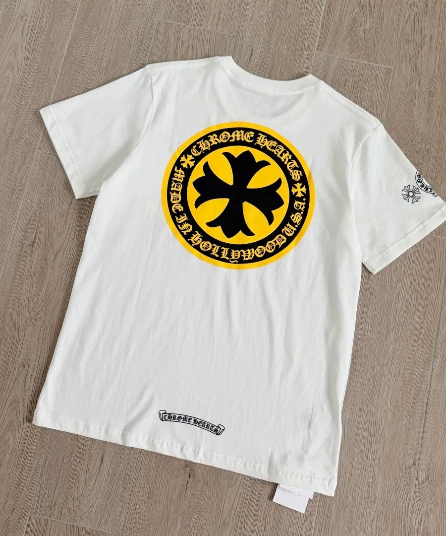 Белая футболка Chrome Hearts сзади под углом