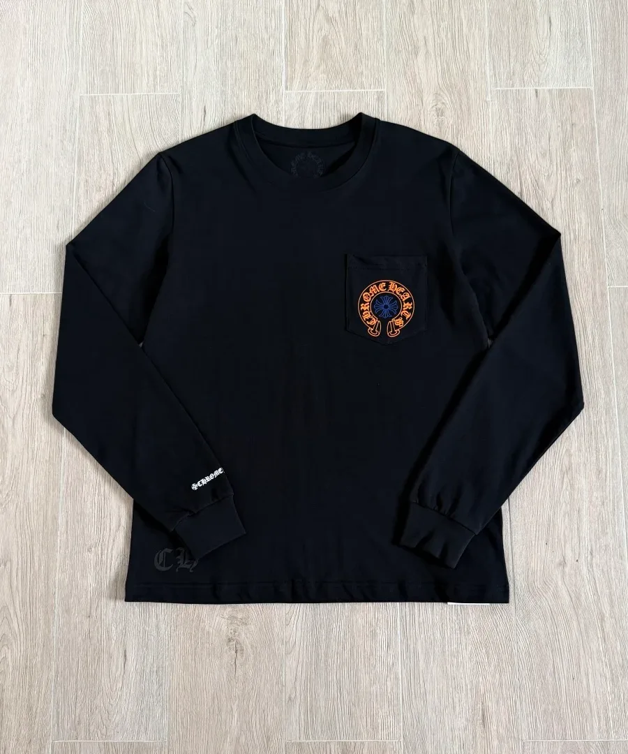 Черный лонгслив Chrome Hearts STAFF, вид спереди