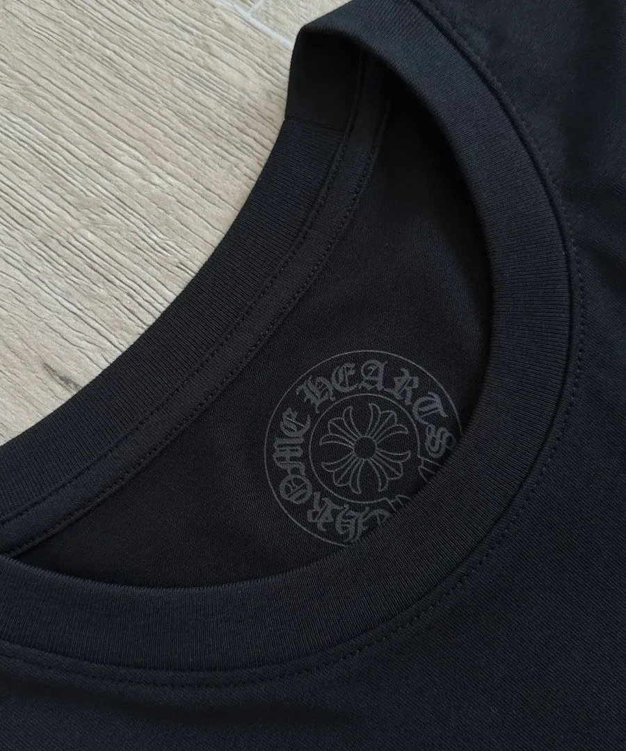 Круглый вырез горловины лонгслива Chrome Hearts