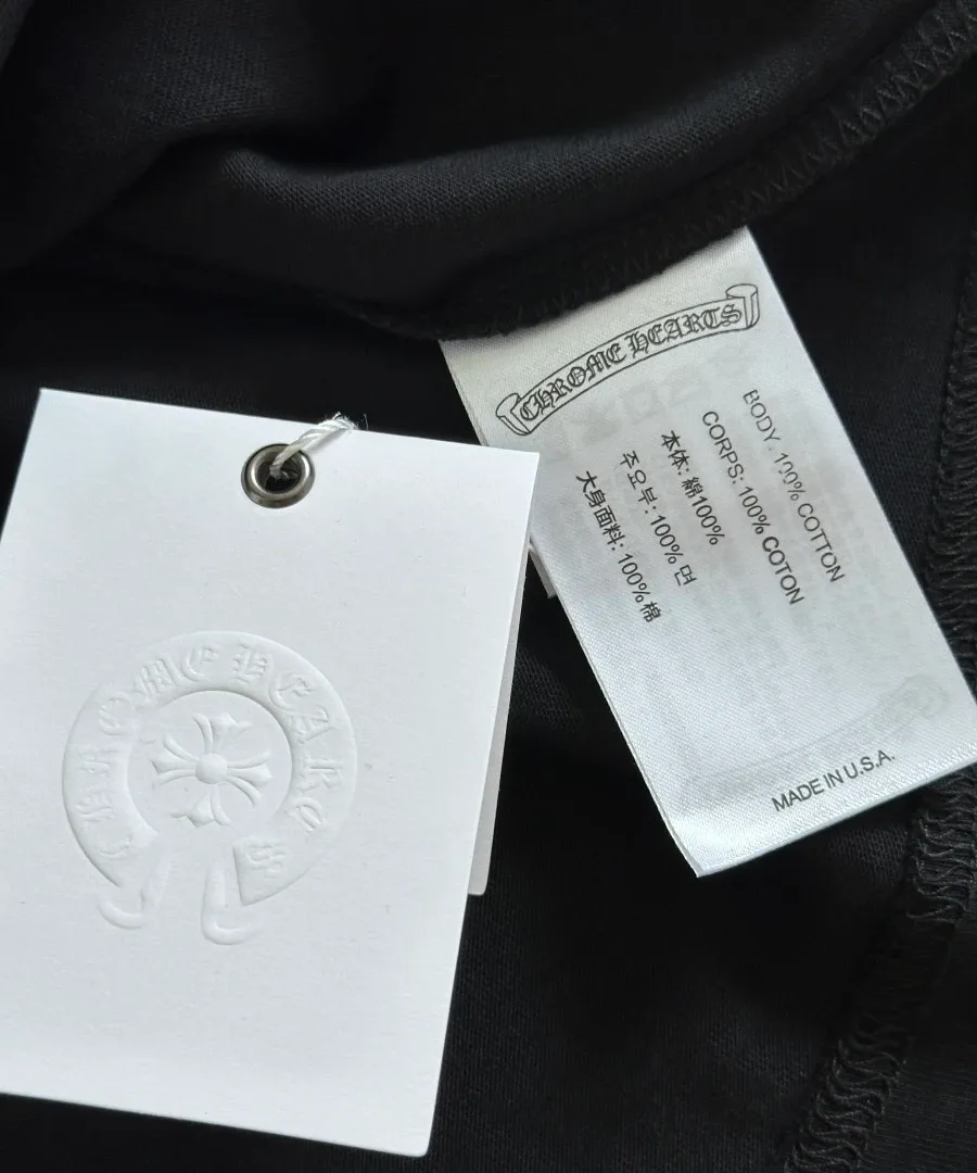 Ярлык с составом материала лонгслива Chrome Hearts