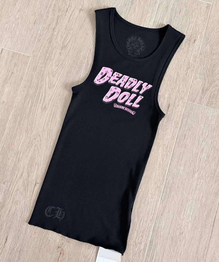 Черное платье-майка Chrome Hearts Deadly Doll, вид спереди под углом
