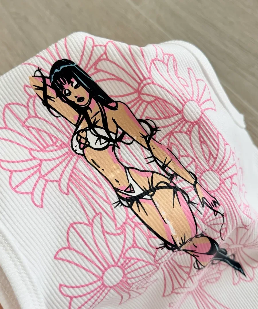 Принт с девушкой на спине белого платья-майки Chrome Hearts Deadly Doll