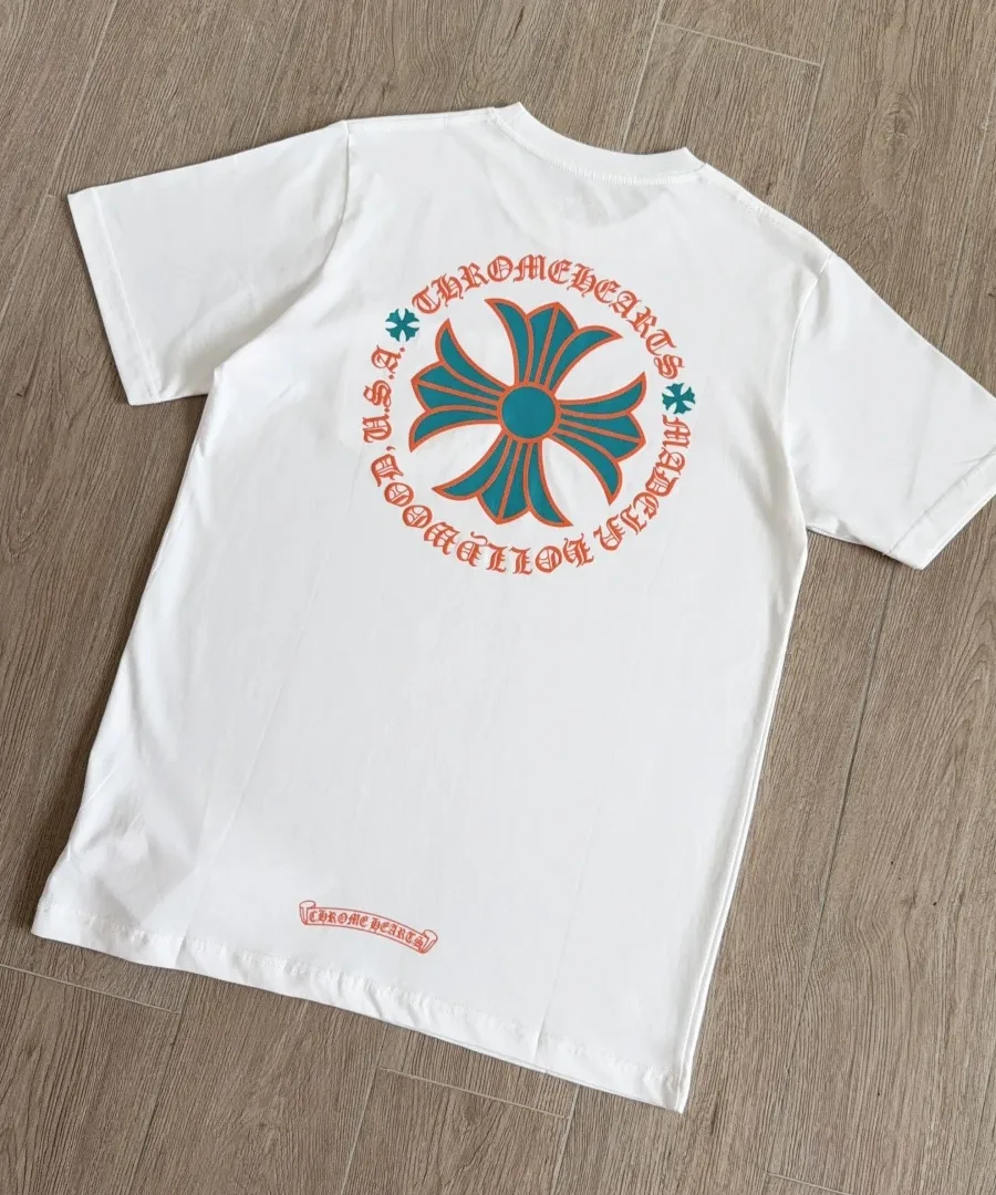 Белая футболка Chrome Hearts Miami Limited Edition сзади под углом
