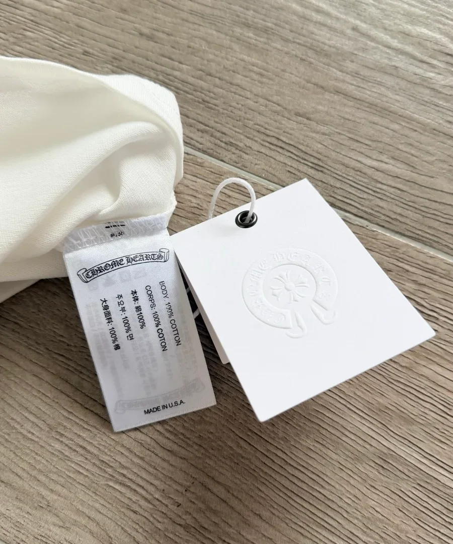 Бирки белой футболки Chrome Hearts Foti Skull