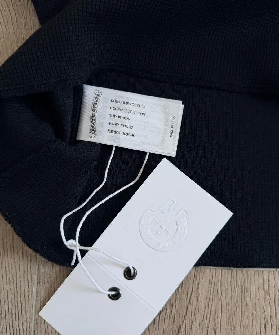 Бирка лонгслива Chrome Hearts