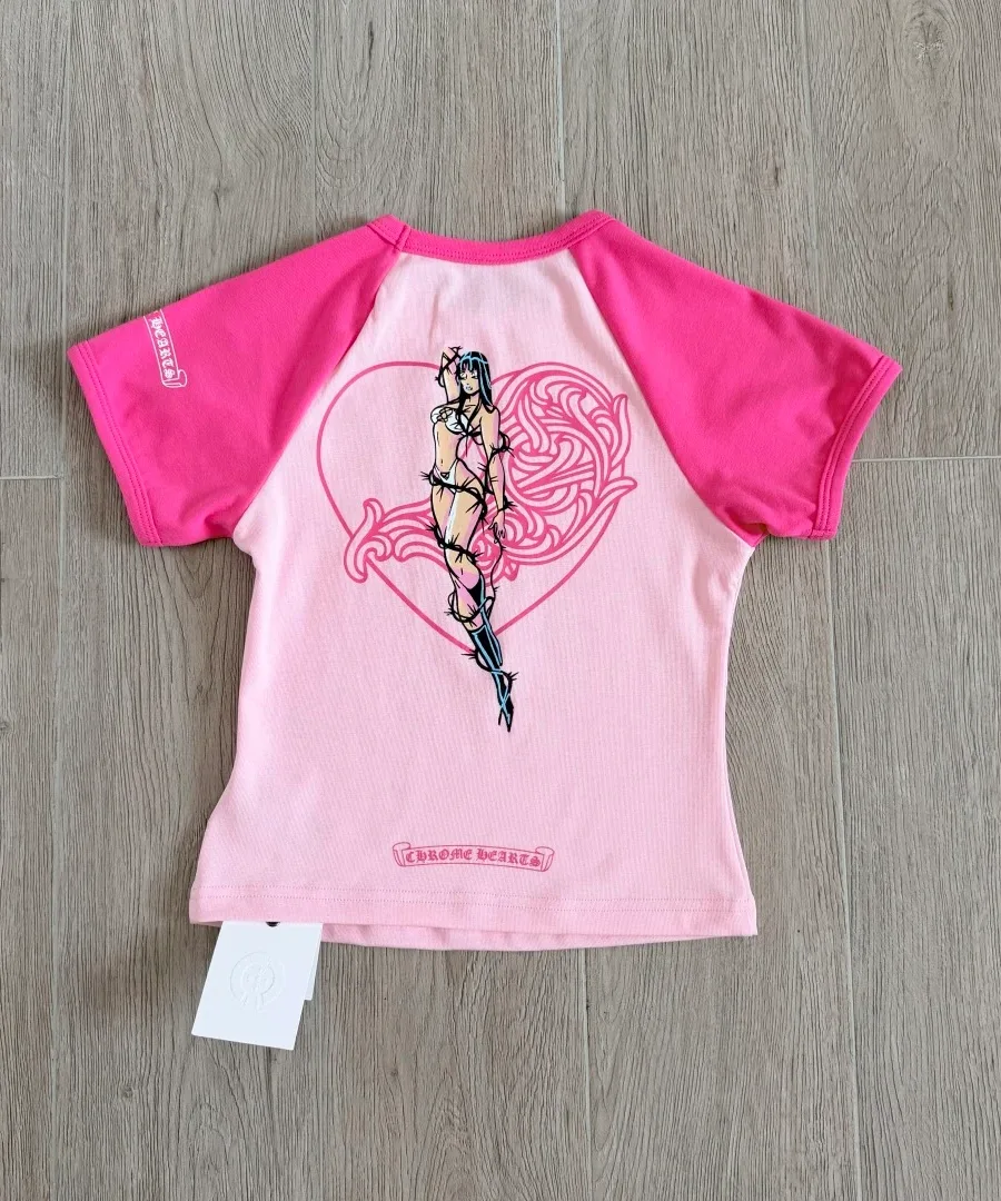 Женская футболка Chrome Hearts Deadly Doll, вид со спины