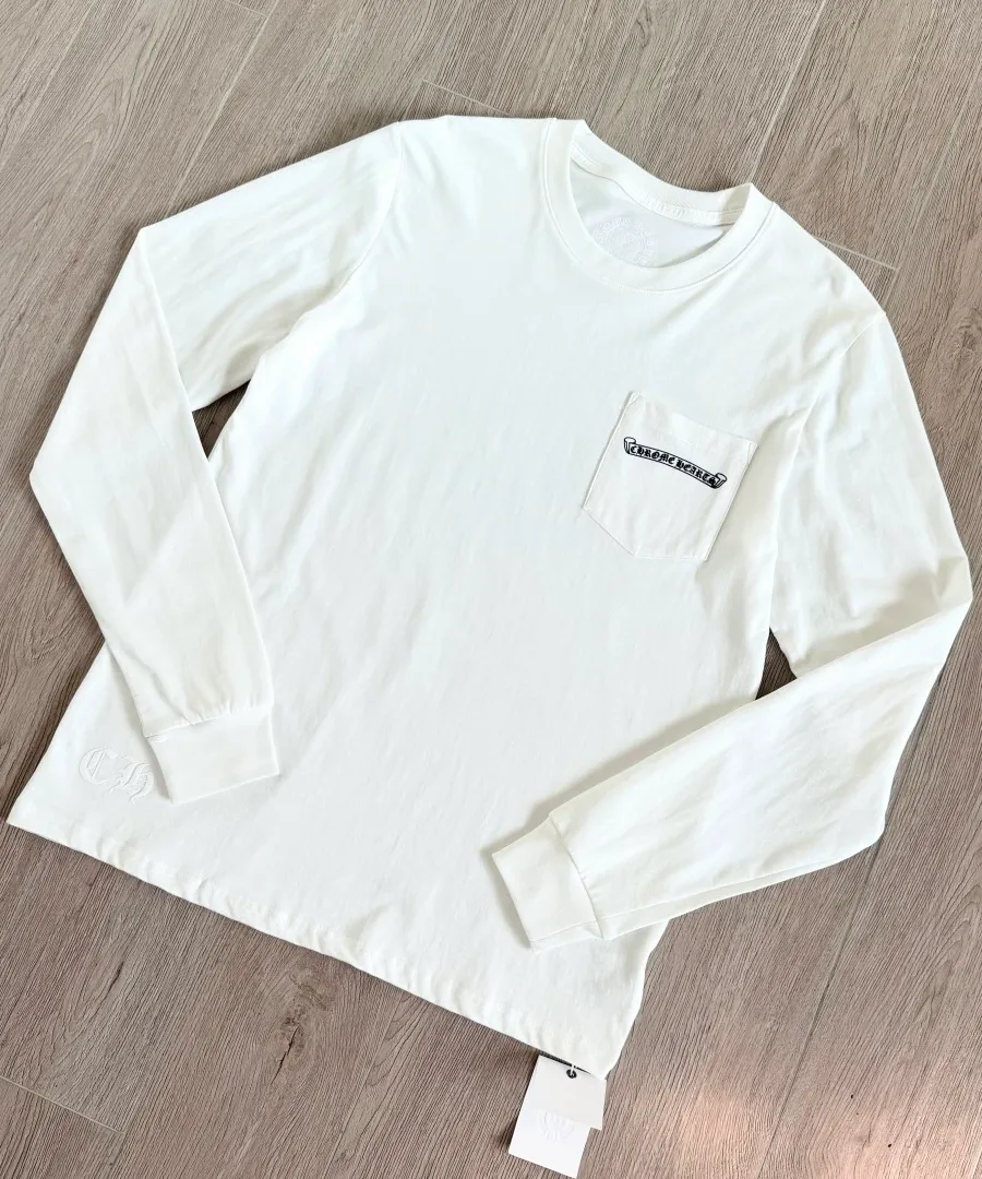 Белый лонгслив Chrome Hearts под углом