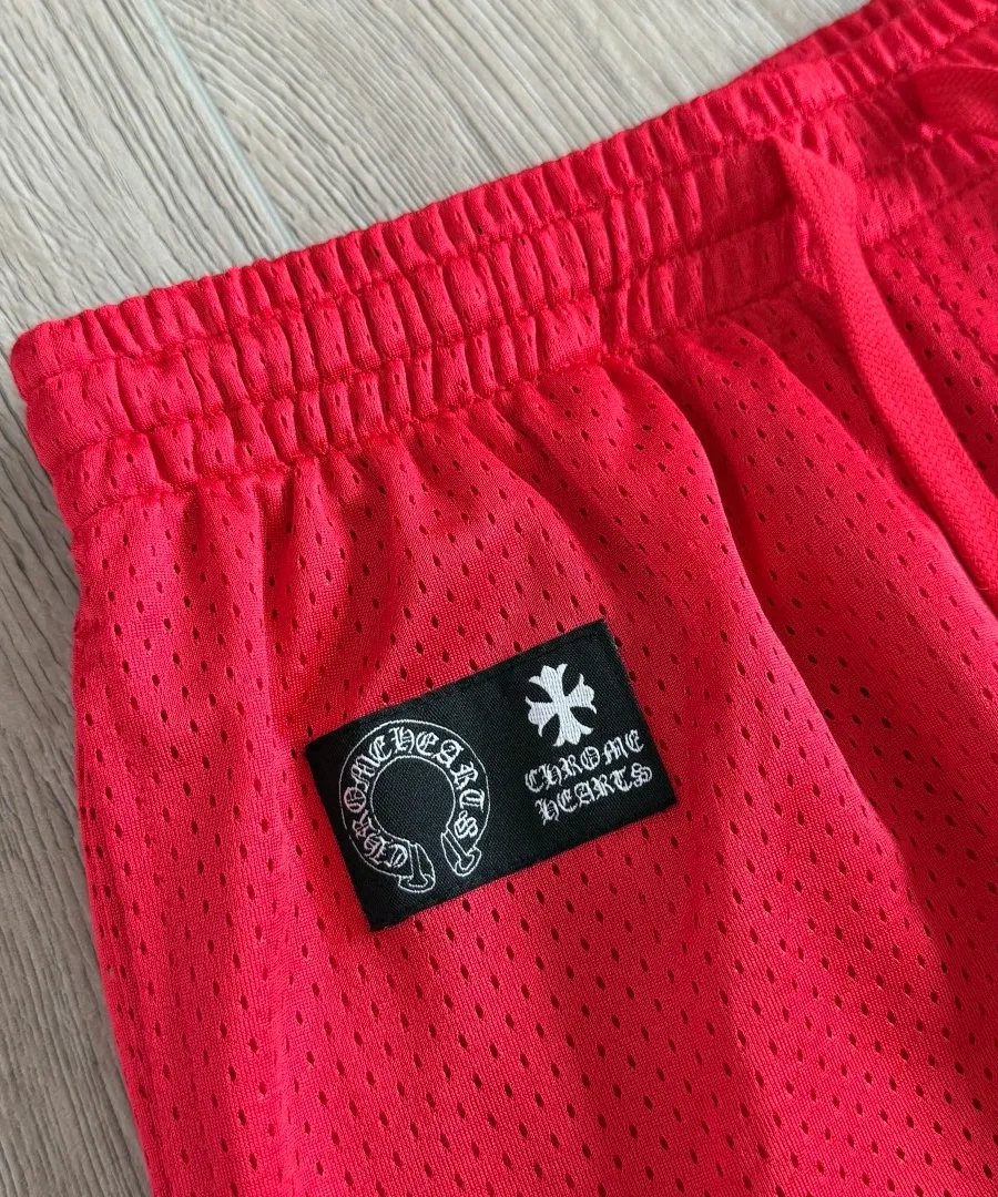 Черный нашивной патч Chrome Hearts на поясе