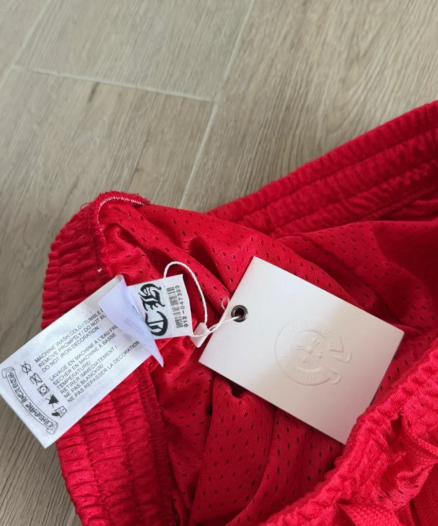 Бирки спортивных штанов Chrome Hearts