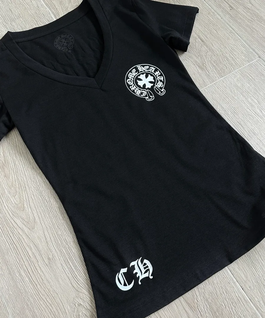 Черная женская футболка Chrome Hearts, общий вид спереди