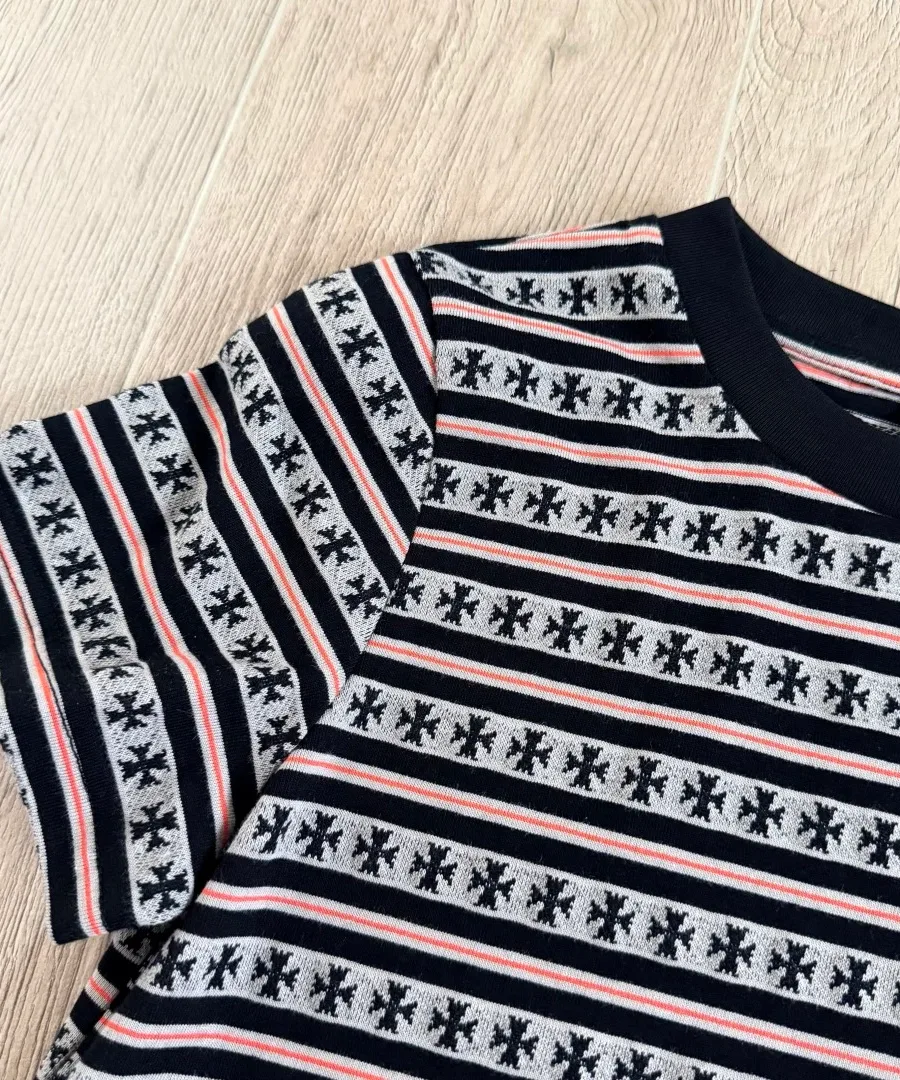 Верхняя часть укороченной футболки Chrome Hearts с короткими рукавами