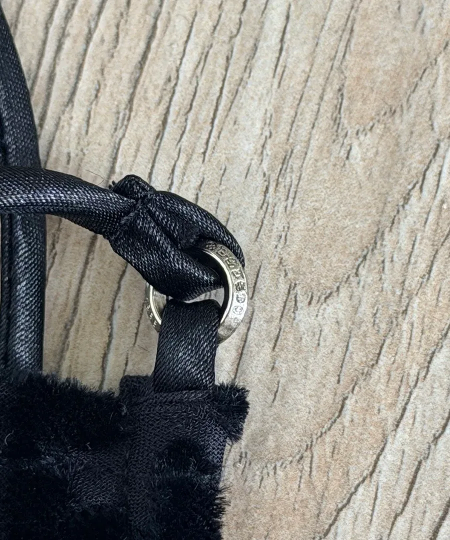 Серебряное кольцо 925 пробы на бретели топа Chrome Hearts