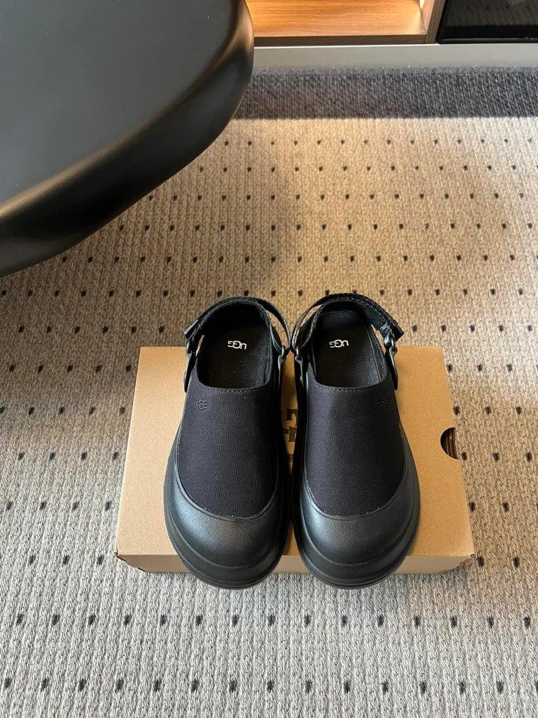 Ugg Чёрные сабо из канваса на платформе