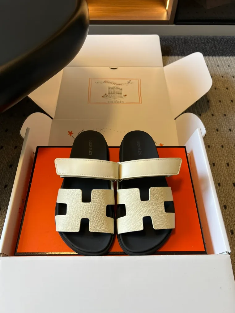 Hermes Белые кожаные шлепанцы Chypre