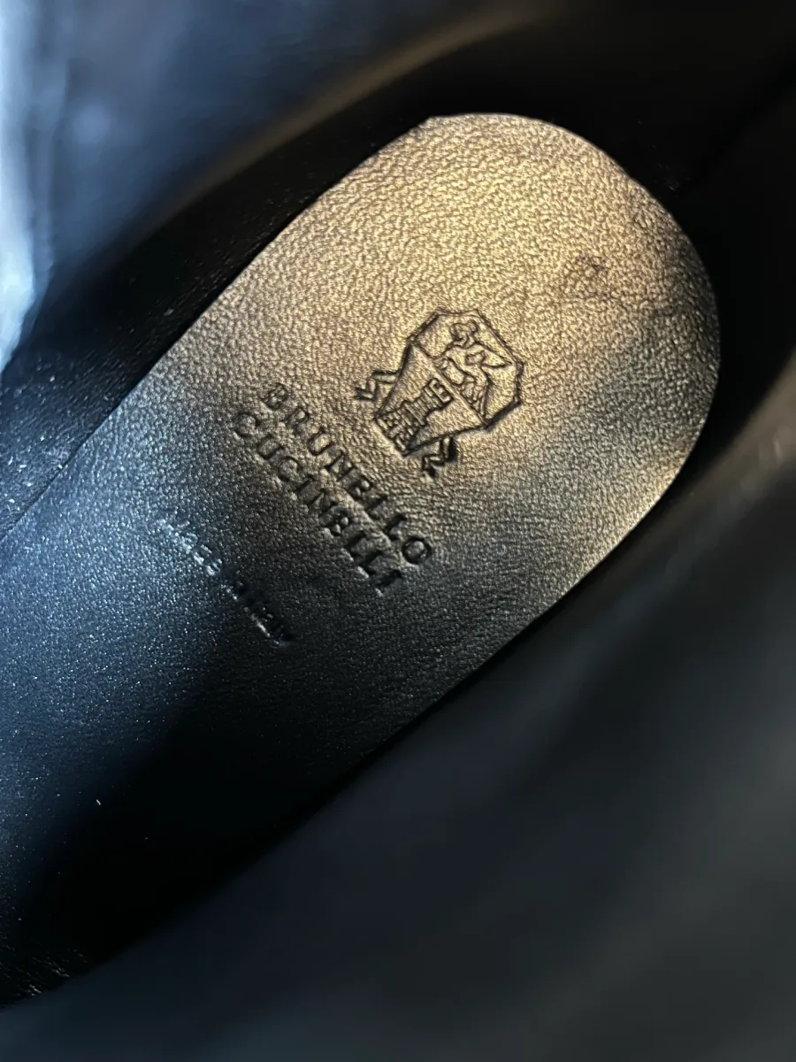 Кожаная стелька с тиснёным логотипом Brunello Cucinelli