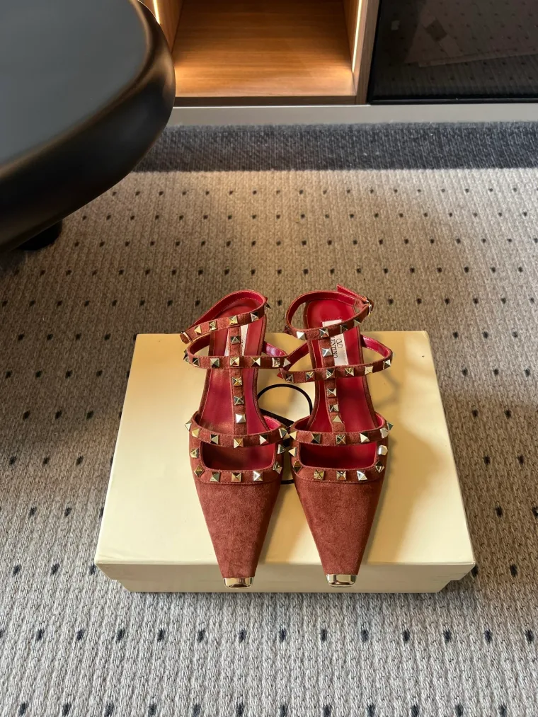 Valentino Коричневые замшевые мюли Rockstud с заклепками