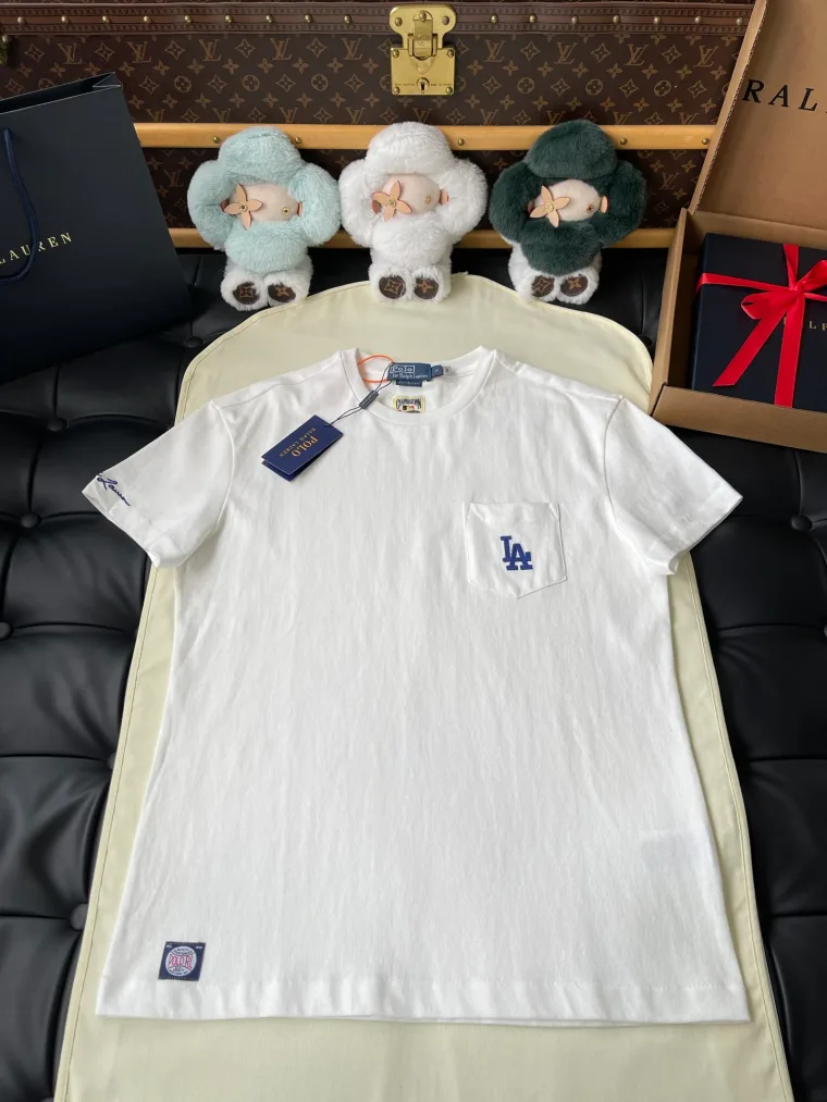 Ralph Lauren Белая футболка с нагрудным карманом и вышивкой LA