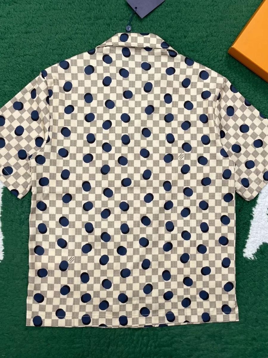 Бежевая рубашка с коротким рукавом в шашечную клетку Damier, вид сзади