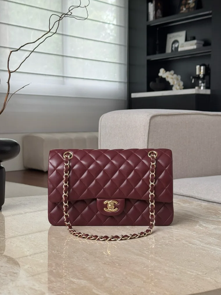 Chanel Бордовая сумка Classic Flap 25