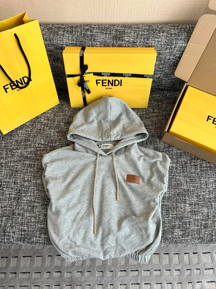 Fendi Серый худи без рукавов с кожаной нашивкой