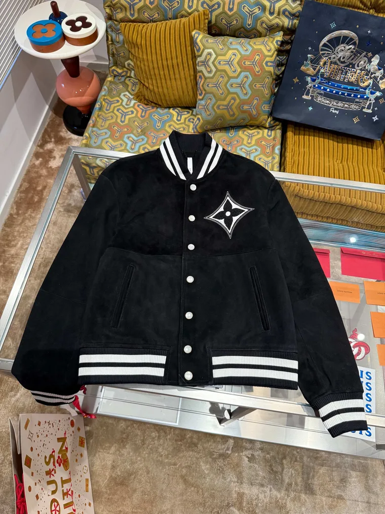 Louis Vuitton Бомбер