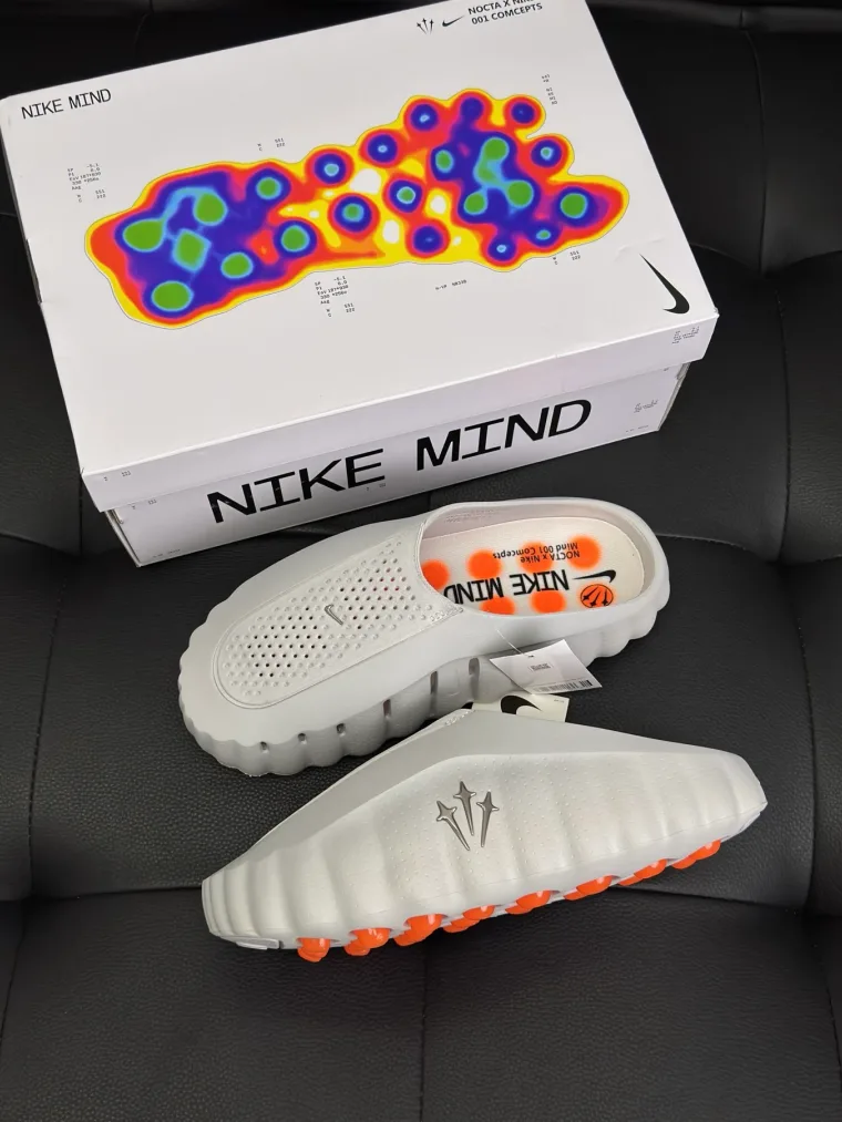Nike Белые сабо x NOCTA Mind 001 с оранжевыми массажными узлами