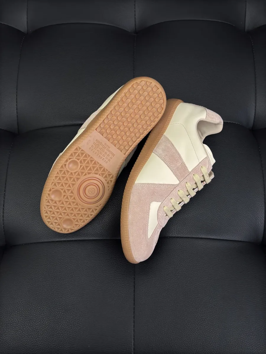 Кеды Maison Margiela Replica, вид на протектор подошвы из каучука