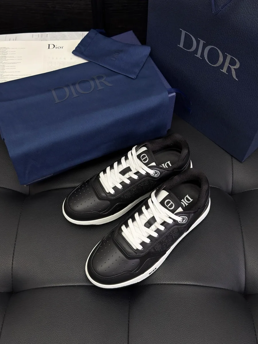Низкие чёрные кеды B27 с фирменной упаковкой и пакетом Dior