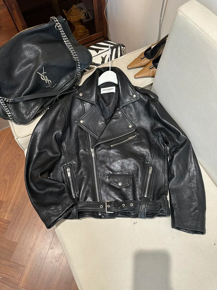 Saint Laurent Чёрная кожаная куртка-косуха с ремнём
