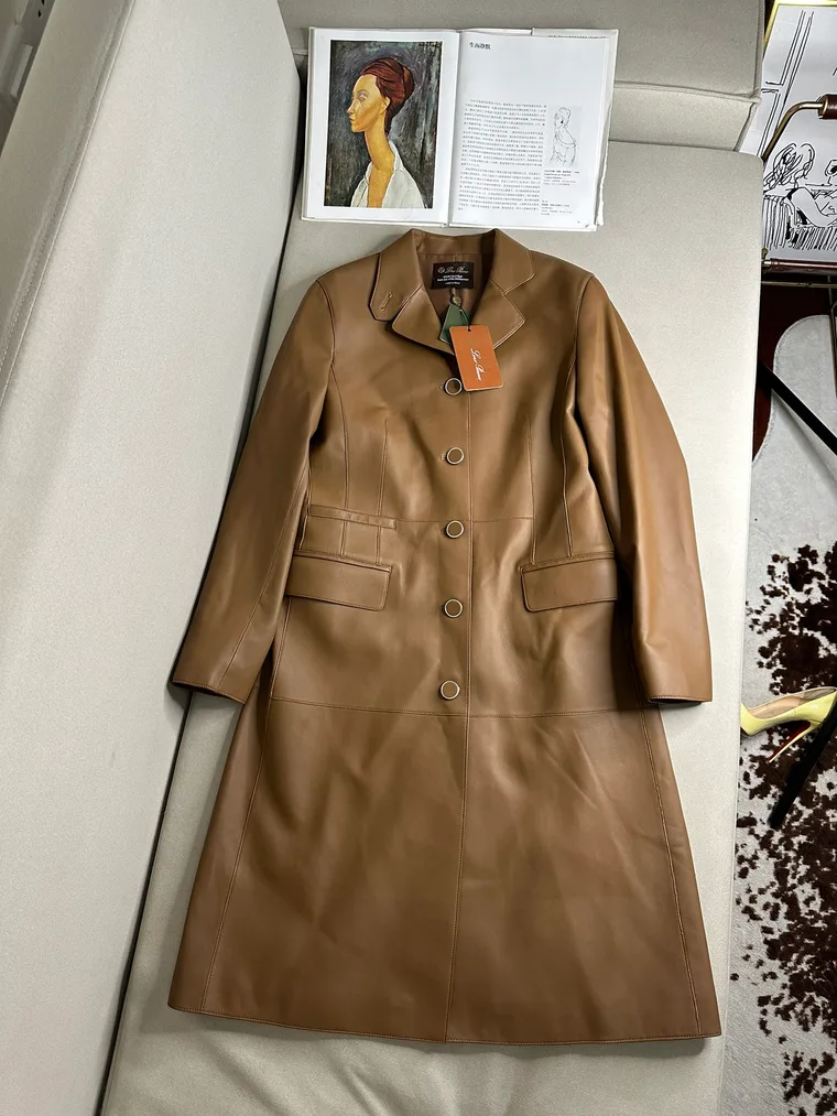 Loro Piana Пальто