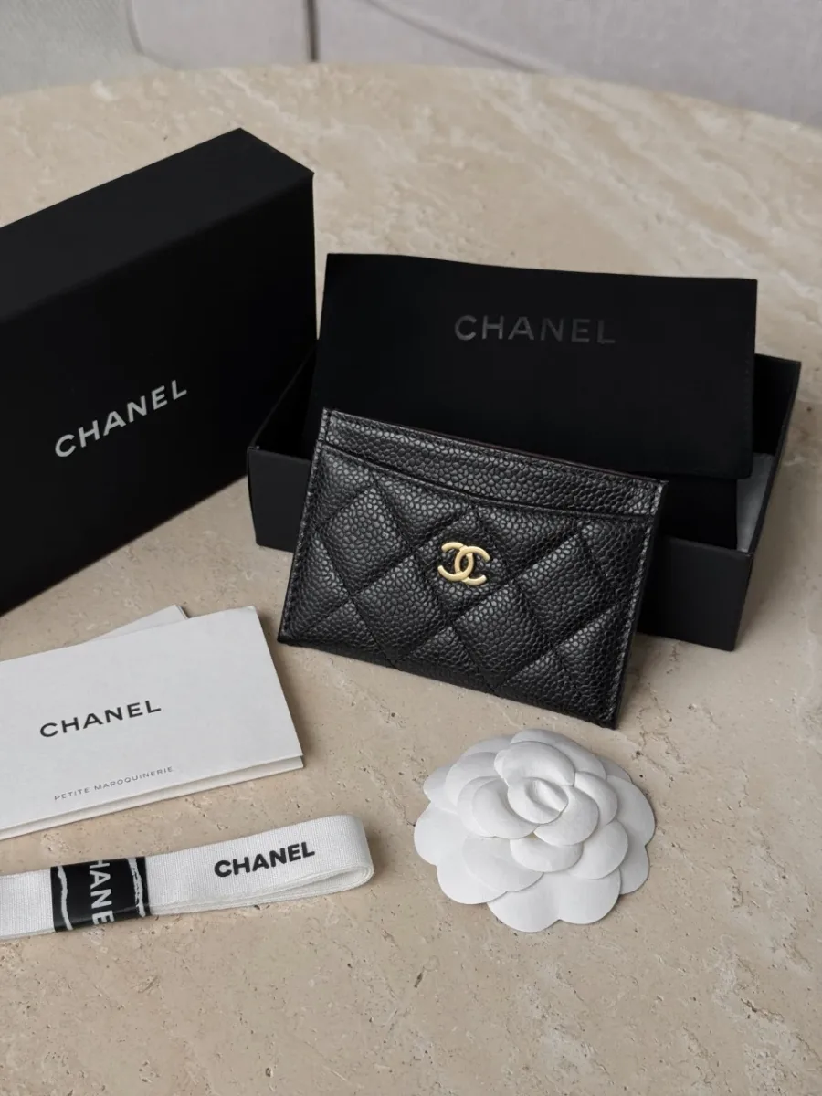 Картхолдер Chanel в комплекте с фирменной коробкой, пыльником и лентой