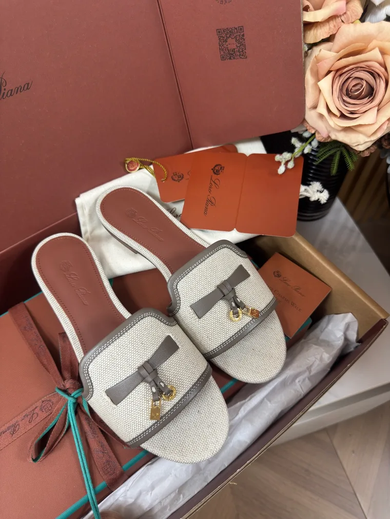 Loro Piana Summer Charms Сандалии