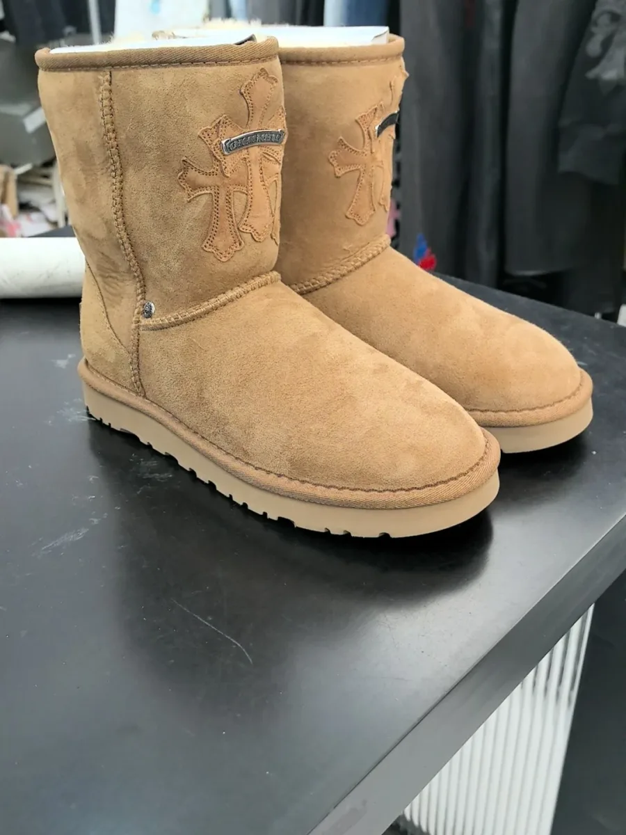 Сапоги Chrome Hearts x UGG