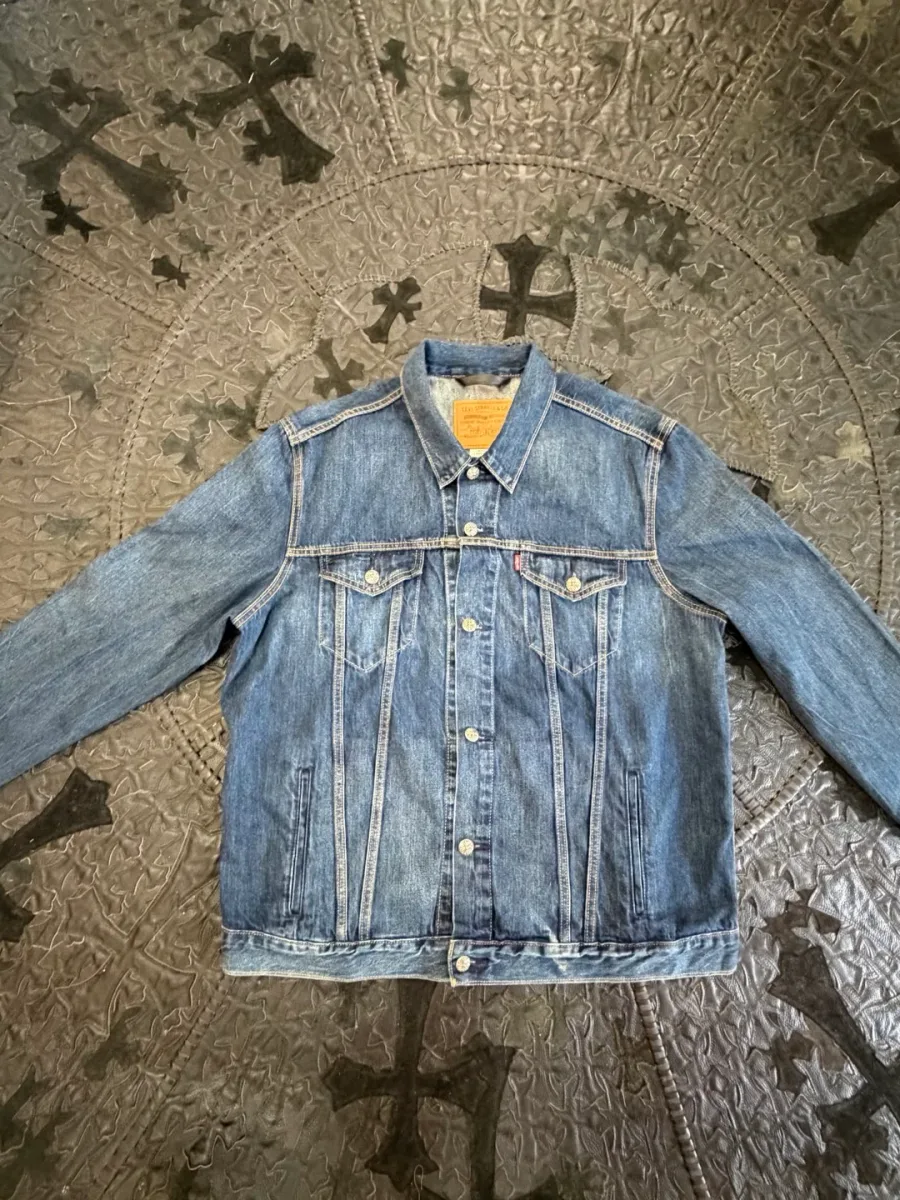 Chrome Hearts x Levi's Джинсовая куртка с кожаными патчами