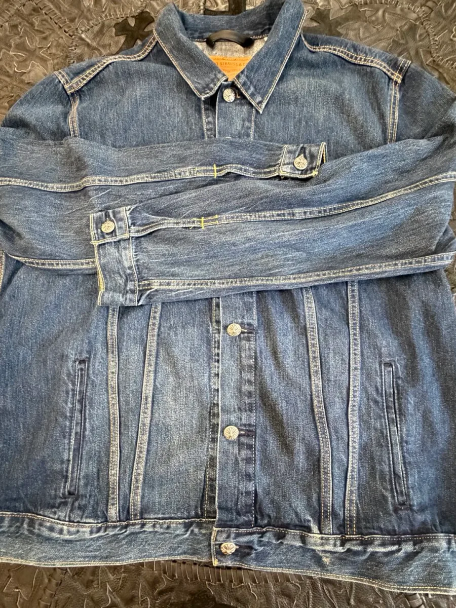 Chrome Hearts x Levi's Джинсовая куртка с кожаными патчами