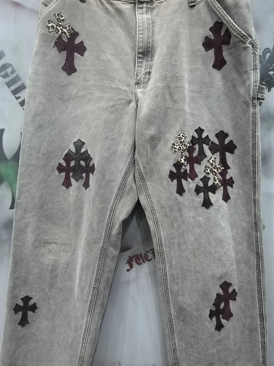 Джинсы Chrome Hearts x Carhartt B12 спереди
